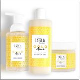 The Bath Factory Gold Aura Vücut Peelingi 300 gr + Gold Aura Duş Jeli 400 ml + Gold Aura Köpük Sabun
