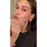 The Longevity Co Doğal Quartz Kalp Gua Sha Yüz Masaj Taşı – Yüz, Boyun ve Çene Bölgesi Için Bakım ve Masaj Aparatı - Pempe