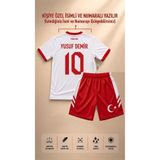 The RAVEN Kişiye Özel İsimlİ Premium Türkiye Serisi Beyaz Çocuk Futbol Forması 4 PARÇA ( ÇORAP BİLEKLİK )