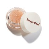 The Saem Manuka Balı ve Yulaf Ezmesi Özü İçeren 7 ml Dudak Peelingi