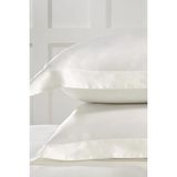 The White Company Audley Saf Ipek Oxford Tekli Yastık Kılıfı - Beyaz - Süper King 50 × 90 cm