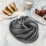 Thermo Döküm Gövdeli Rüzgar Gülü Kek Kalıbı 26CM, Dilimli ve Döküm, Siyah Granit Benekli P - Çok Renkli