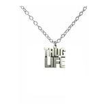 Thug Life Yazılı Metal Kolye – 60 Cm Zincirli | Gümüş Renk Unisex Hip-Hop & Sokak Tarzı Aksesuar