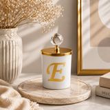 Tiem Concept Kişiye Özel Harfli Kokulu Bardak Mum - Kristal Tepelikli Özel Tasarım Beyaz Cam Mum, Ev ve Oda Kokusu, Hediyelik Dekoratif Mum 150g (Gold, Sandal Ağacı, E)