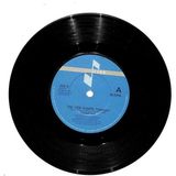Tight Fit - The Lion Sleeps TonightBeep Beep (107.5) PLK16766