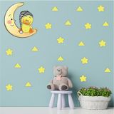 Tilki Dünyası S0114 ST Ay Üzerinde Uyuyan Sevimli Ördek Sarı Yıldız ve Üçgenler Çocuk Odası Duvar Sticker