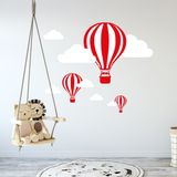 Tilki Dünyası Uçan Balonlar Kırmızı Beyaz Taraftar Bebek ve Çocuk Odası Sticker