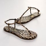 Tkees Kadın Leopar Sandalet Düz Topuklu Toka ile Bej Renk Suni Deri Malzeme - Bej - Leopar