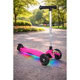 Tois Globy LED Işıklı 3 Tekerlekli Scooter — 4 Kademe, 50–65 cm Yükseklik Ayarlı Çocuk Scooter - Pembe