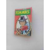 Tommiks Cilt 136 - 750 Kuruşluksayi 351-352-353-354-3555 Fasikul Kapaksiz Ilk Fasikul Bir Kac Sayfa Kenarinda Bant Izin Harici Temiz Durumdadir