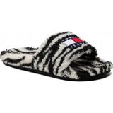 Tommy Hilfiger Kadın Tommy Hilfiger Kadın Wild Animal Printed Pool Slide Terlik EN0EN01668 - Siyah