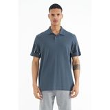 Tommy Life 88240 Orman Yeşili Kol Baskı Detaylı Polo Yaka Standart Form Erkek T-shirt