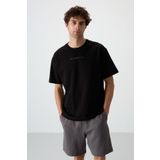 Tommy Life 88364 Siyah Pamuklu Kalın Yüzeyi Dokulu Oversize Fit Baskılı Erkek T-Shirt