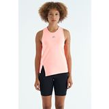 Tommy Life 97256 Yavruağzı Yırtmaç Detaylı O Yaka Sıfır Kollu Standart Kalıp Kadın Spor Atlet