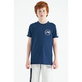 Tommy Life İndigo Omuz Baskı Detaylı Standart Kalıp O Yaka Erkek Çocuk T-Shirt - 11121 - 4 - 5 Yaş