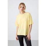 TOMMY LIFE Sarı Penye Modal Yumuşak Tuşeli Oversize Fit Basic Kadın T-Shirt- 97285