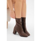 Tonny Black Kadın Kahve TPU Taban Küt Burunlu Topuklu Bot 7 cm Fermuarlı Modern Tasarım