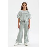 Toontoy Kız Çocuk 2'Li Takım Baskılı Kısa Kollu Sweatshirt & Beli Lastikli Yırtmaçlı Bol Paça Eşofman Altı - 30/1 Penye