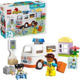 Town Ambulans ve Sürücü 10447-2 Yaş ve Üzeri Çocuklar Için Eğitici ve Yaratıcı Oyuncak Yapım Seti (19 Parça)