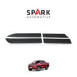 Toyota Hilux 2015-2020 Yıl Aralığı Uyumlu Kapı Dodik 4 Parça