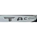 Toyota Tacoma Uyumlu Arka Kapak Kabartma Harf Seti - Bagaj Yazısı 3D Logo Aksesuar (Karbon Fiber Görünümlü)