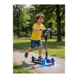 Toyzitoys Çocuk Scooter Magic Wheels Işıklı 3 Tekerlekli Twist Çocuk Scooter Mavi Figürlü