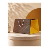 TPAK Kahverengi Sarı Yıldız Desenli Geniş Körüklü Karton Hediye Çantası Beyaz İp Saplı 2 Adet 38 x 23 x 26 cm