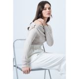 Trend Alaçatı Stili Bej Madonna Yaka Omuzu Aksesuar Detaylı Örme Bluz ALC-X14557