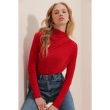 Trend Alaçatı Stili Kadın Kırmızı Dik Yaka Omzu Drapeli Sandy Bluz ALC-X9554