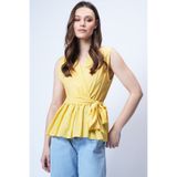 Trend Alaçatı Stili Tereyağı Sarısı Kruvaze Yaka Eteği Volanlı Kendinden Kuşaklı Yazlık Poplin Bluz ALC-X14126