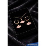 TREND COLLECTİON Minimal Yaprak Kolye ve Küpe Seti – Gold-Pembe Çelik Kadın Takı Seti
