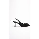 Trendella Siyah Fiyonklu Kitten Topuklu Slingback Kadın Ayakkabı TR08MS24A