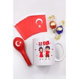 Trendmiya 23 Nisan'A Özel 2'Li Lavi & Tasarım Kupa & Balon & İpli Türk Bayrağı Hediye Seti
