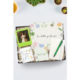 Trendmiya Çiçekli Mouse Pad & Kupa & Yeşil Mini Çerçeve & Yeşil Tükenmez Kalem & Beyaz Not Defteri Hediye Seti