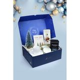 Trendmiya Gold Metal Kutulu Mum & Beyaz Fincan & Türk Kahvesi & Godiva Çikolata & Ahşap Zeminli Mini Çam Ağacı