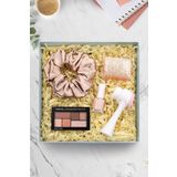 Trendmiya Pastel Far Paleti & Toka & Pastel Oje & Kabak Lifli Sabun & Yüz Temizleme Fırçası Hediye Seti