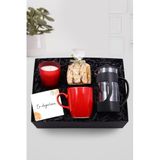 Trendmiya Siyah French Press & Kırmızı Kupa & Çilek Kokulu Kırmızı Bardak Mum & Bademli Kurabiye Hediye Seti