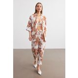 Trendseninle Kadın Camel-Beyaz Çiçek Desenli Kimono Gömlek Pantolon Takım, XL