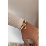 Trendy Butik Ö Harfli Ve Nazar Sallantılı Inci Detaylı Yaşam Çiçeği Bileklik