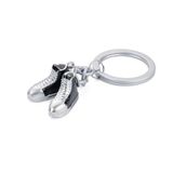 TROIKA Chucks – Chucks – 2 kolye uçlu anahtarlık – emaye, metal döküm – krom kaplama – siyah, gümüş renkli orijinal, siyah, gümüş, 8,7 x 3,5 x 0,9 cm