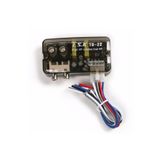 TSK-JAPON 2 Yıl Oto Teyp TSK TD22 Amfi Deck Çevirici Anfi Tetikleyicili Konvertör 12 Watt