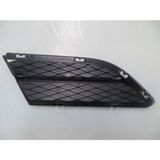 TŞT 2009 - 2011 Bmw 3 Serisi Ön Tampon Panjuru Sol Siyah (Oem NO:51117138417)