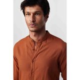 Tudors Erkek Slim Fit Dar Kesim Uzun Kollu %100 Pamuk Keten Doku Hakim Yaka Kiremit Renk Gömlek