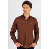 Tudors Erkek Slim Fit Dar Kesim Uzun Kollu Pamuklu Oxford Doku Kahverengi Düğmeli Yaka Gömlek