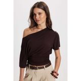 Tudors Kadın Regular Fit Klasik Kesim Kısa Kollu Beli Büzgülü Kahverengi Bluz - XS