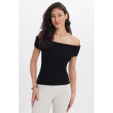 Tudors Kadın Slim Fit Dar Kesim Pamuklu Kayık Yaka Kısa Kollu Likralı Siyah Bluz, XL