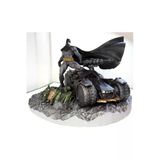 Turansoycraft Batman Ve Batmobile Obje Batman Batman Arabası Masaüstü Dekoratif Obje Büyük Boy 25Cm