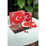 Türk Bayraklı Kuranı Kerim Hediyelik Set – Kadife Kutulu, Bayrak, Seccade ve Tesbih - Kırmızı