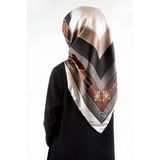 Twill Gold Detaylı Ve Antik Motif Desenli Taba - Bej Renkli 90X90 Eşarp (İpek İçermez) Kenar Dikiş Şekli El Dikişli
