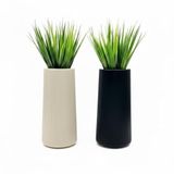 Üçlü Mini Yapay Sukulent Seti – 8 cm Saksı, Dekoratif Küçük Bitki Seti, Gerçekçi Görünüm, Salon Ofis Ev Masa Üstü Süs Bitkisi, Bakım Gerektirmez, Modern Dekor (SİYAH-BEJ)